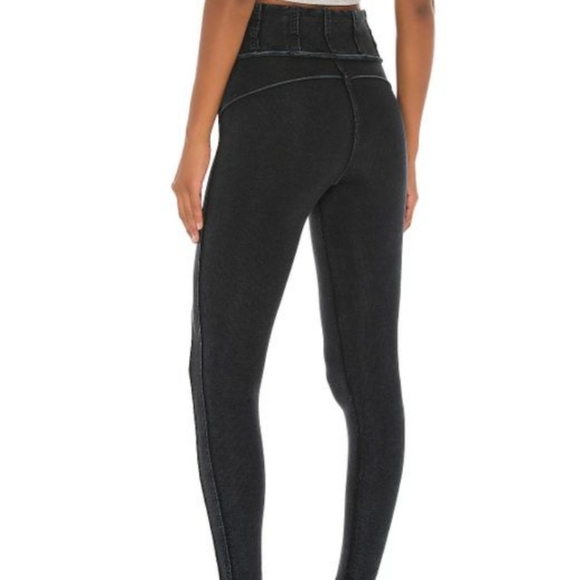 NWT Free People Movement Hybrid Leggings Black Gray Exposed Hem XS - Picture 5 of 15